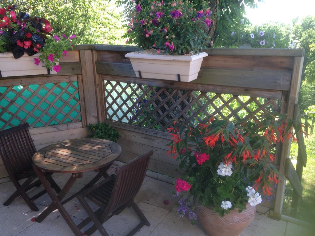 Le Relais Des Malettes Chambres D'Hotes B&B 弗朗舍维尔 外观 照片