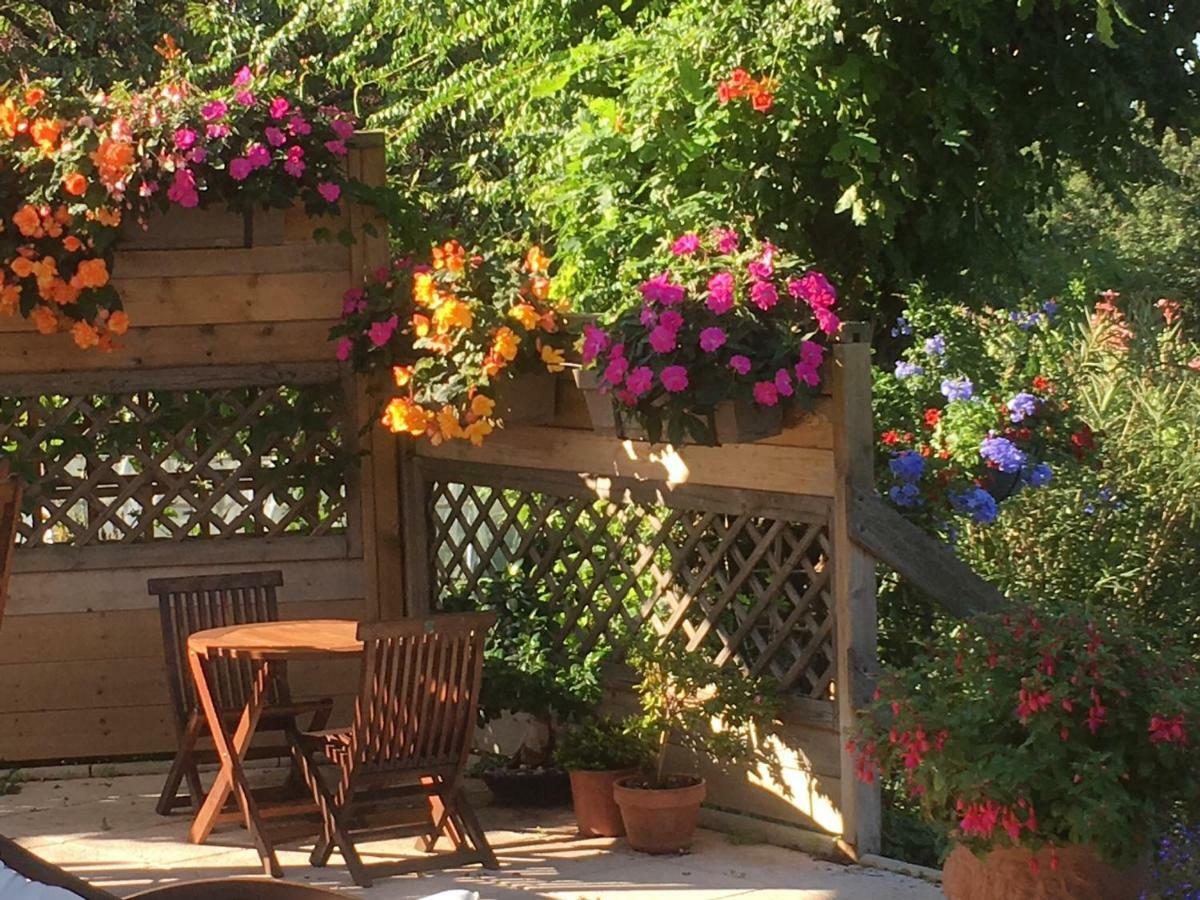 Le Relais Des Malettes Chambres D'Hotes B&B 弗朗舍维尔 外观 照片